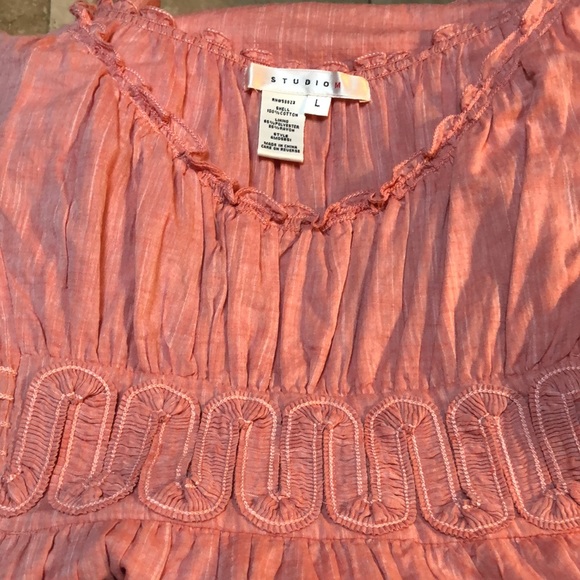 Studio M size Large Cotton midi dress with off shoulder options. Color 🍑 like. - Picture 3 of 7